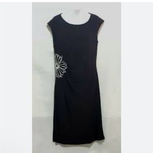 RONNI NICOLE SZ.6 Black dress‎ 💐